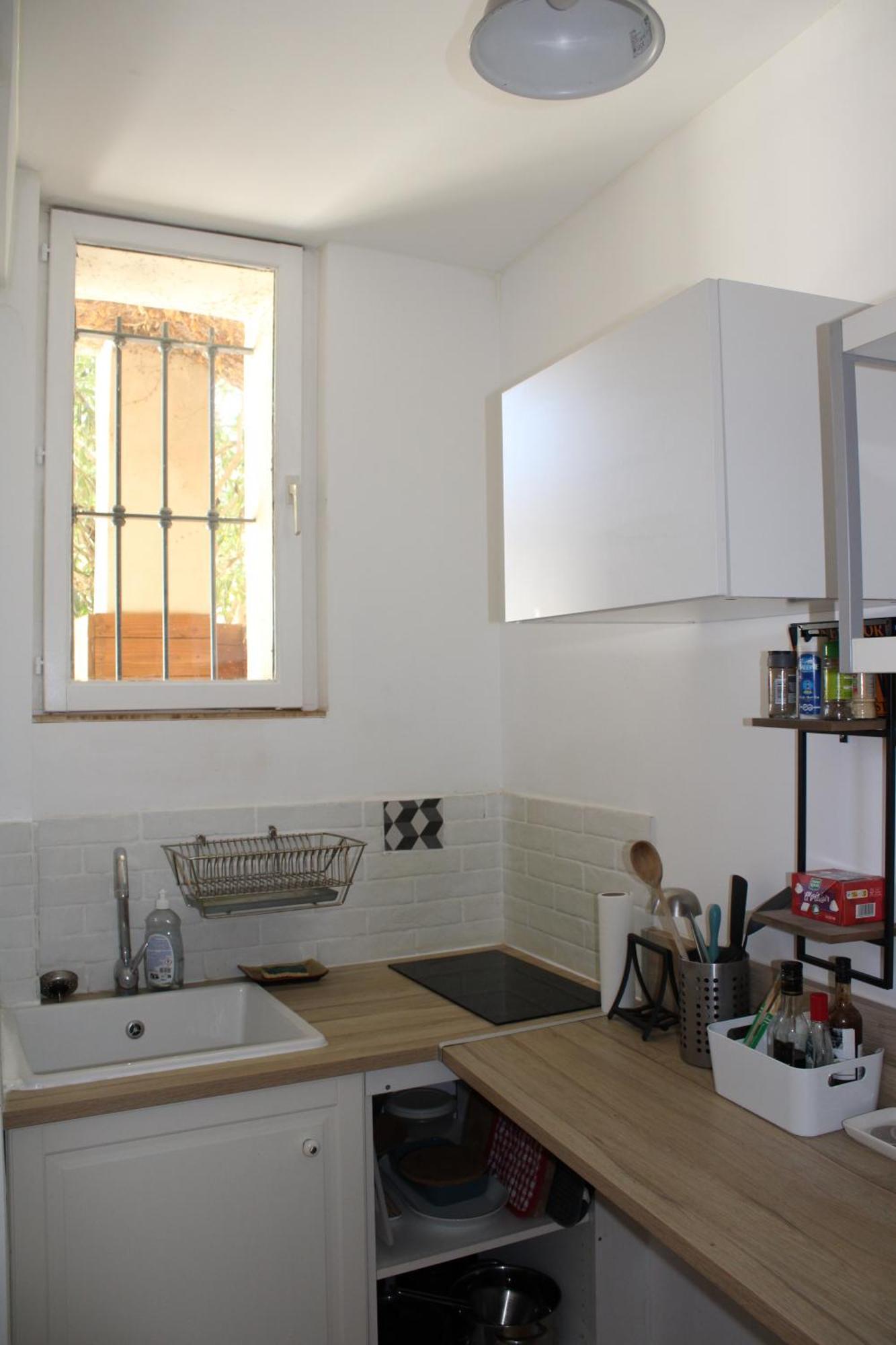 Agréable appartement P2 Centre ville au calme. Nîmes Extérieur photo
